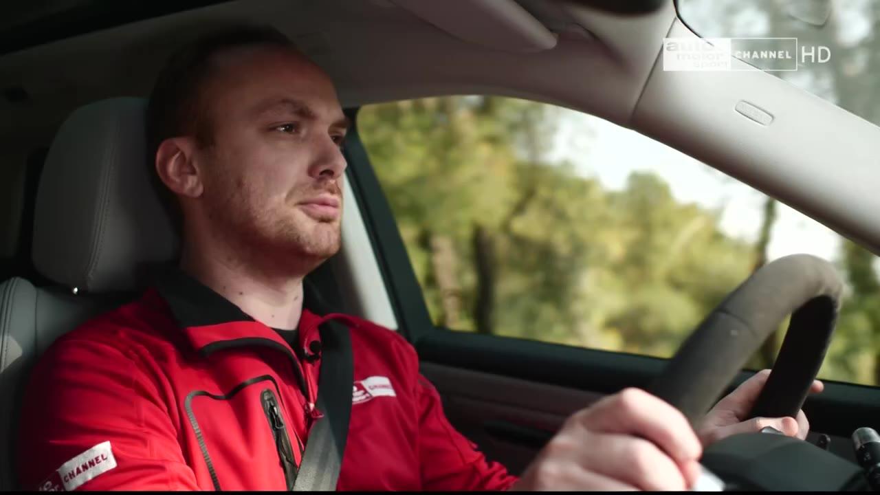Přednost v jízdě: Range Rover Evoque