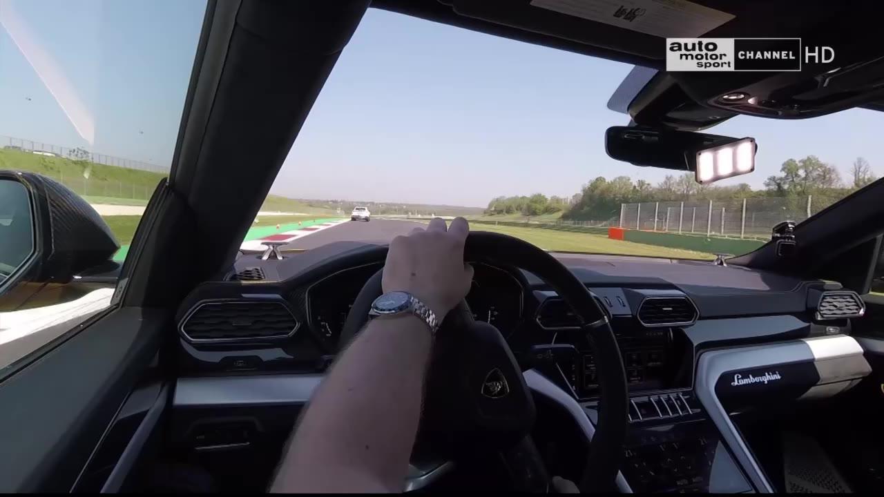 Přednost v jízdě: Lamborghini Urus