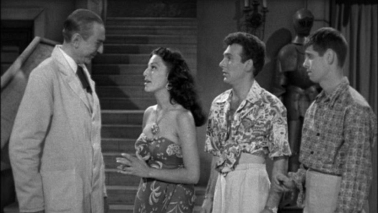 Bela Lugosi meets a Brooklyn gorilla